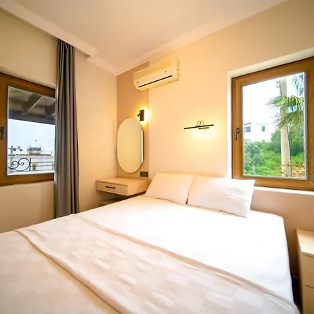 Ozukara 2 Aparthotel 3*