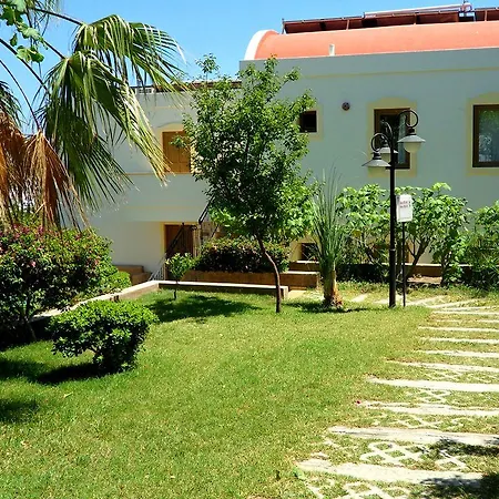 Ozukara 2 Aparthotel