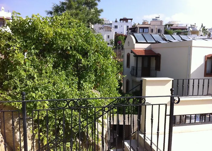 Ozukara 2 Hotel apartamentowy 3*