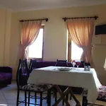 Ozukara 2 Aparthotel 3*