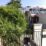 Ozukara 2 Aparthotel 3*
